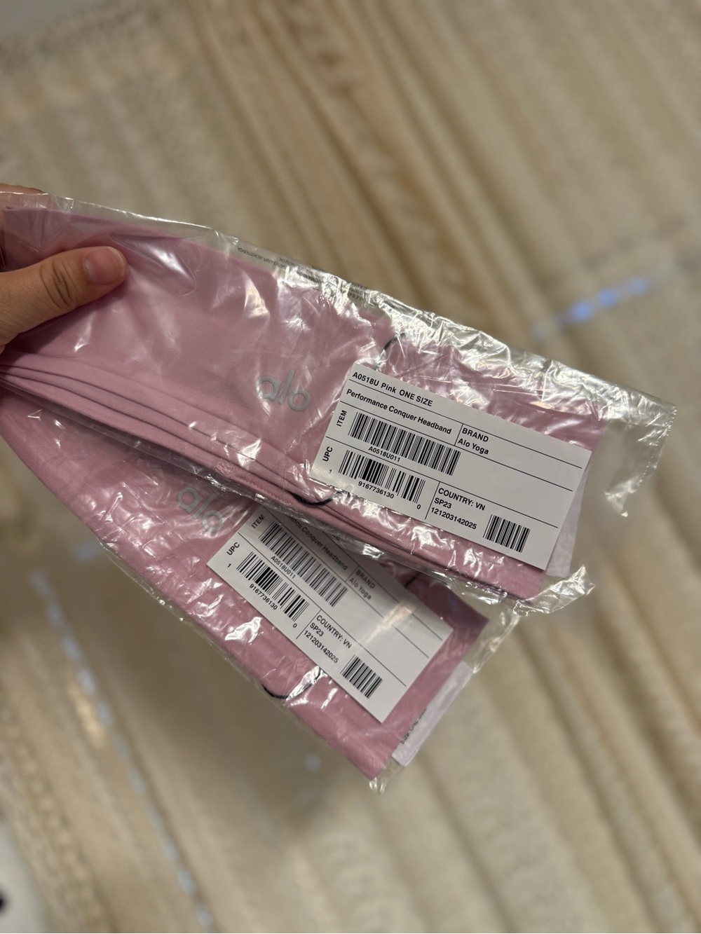 ALO Performance conquer headband - Picture 3 of 3